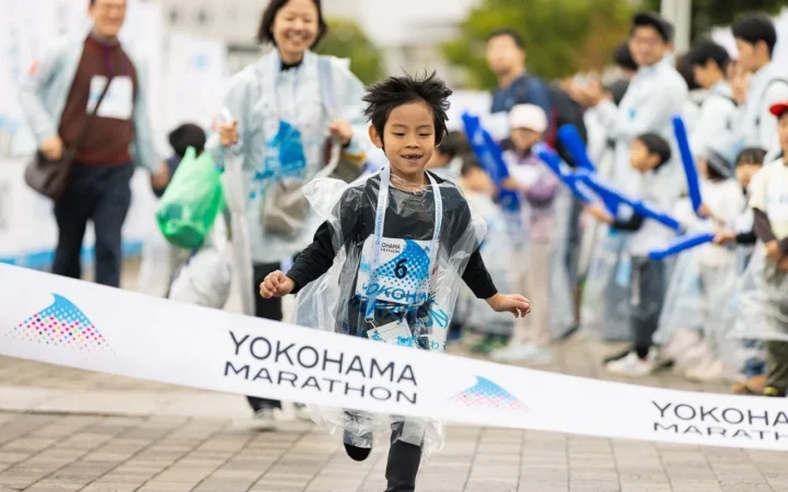 横浜マラソン2026のゴールを体験！親子で感動のフィニッシュテープを切ろう！