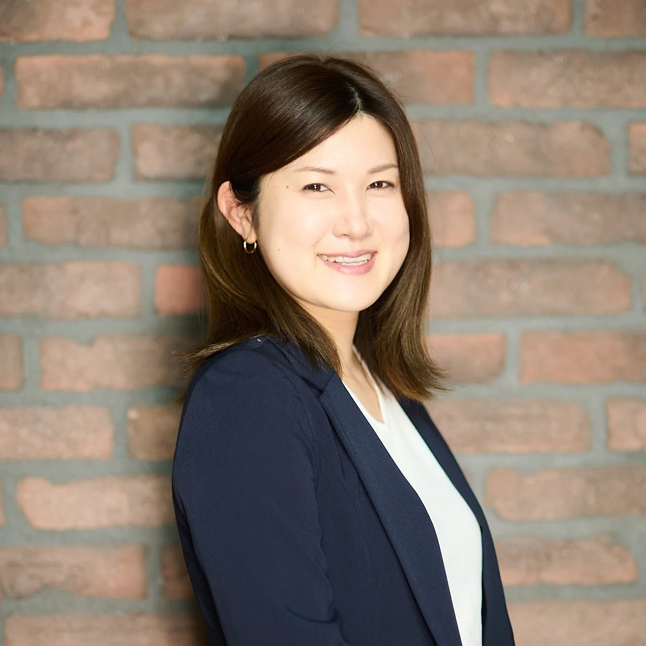 新山 千香子