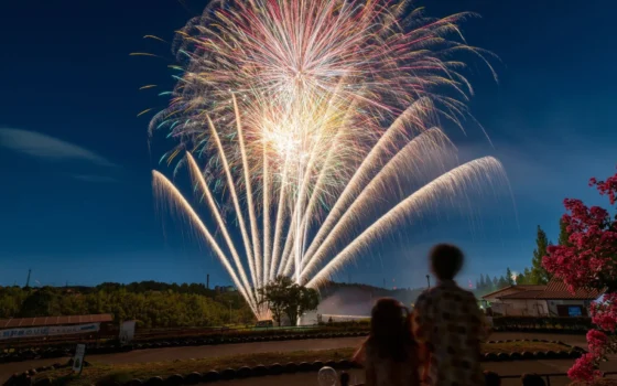 ハーベストの丘で夏祭り！花火に盆踊り、屋台も楽しめる8日間限定イベント