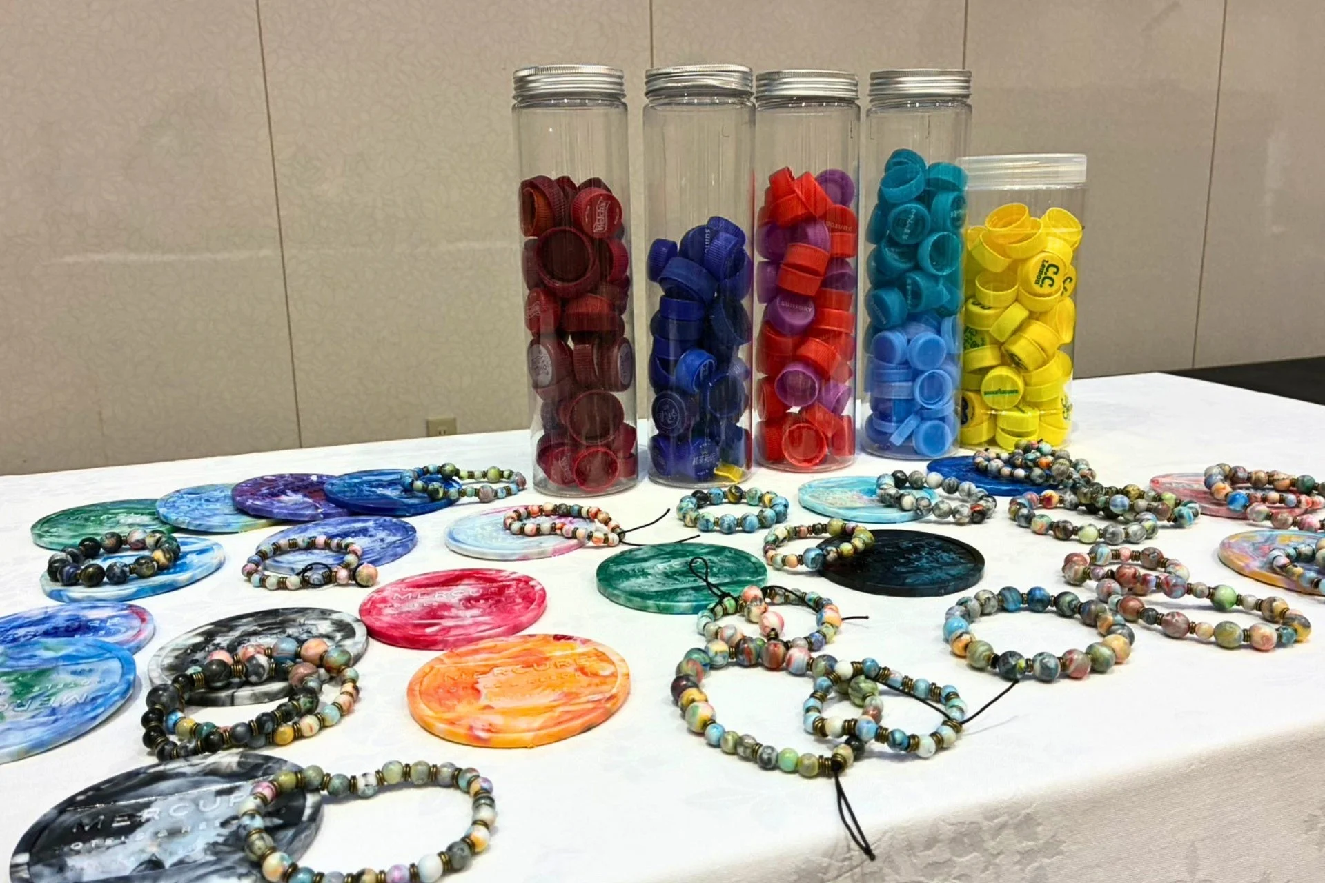 リサイクル素材の展示
