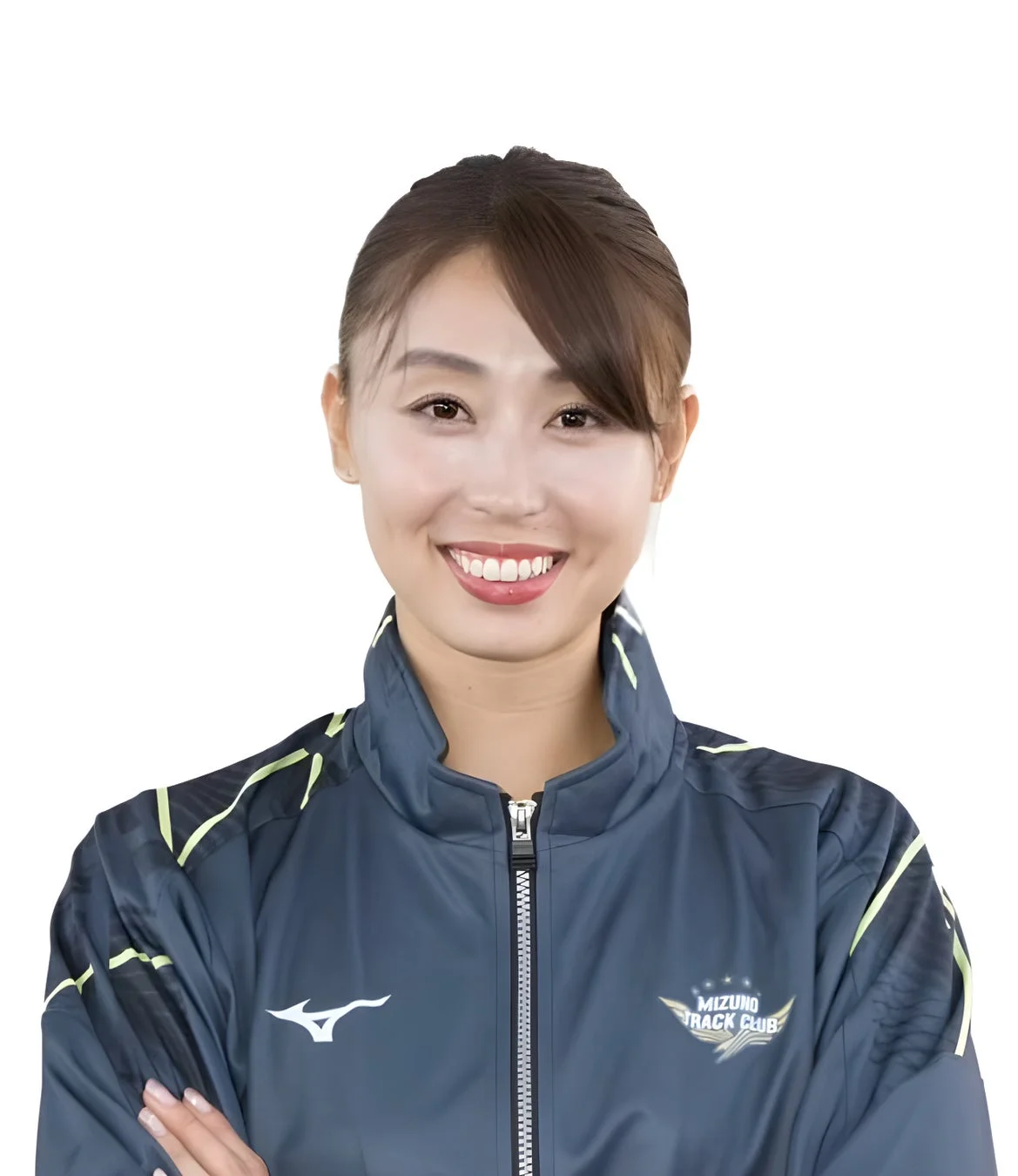 ミズノトラッククラブのジャケットを着た市川華菜さんのポートレート