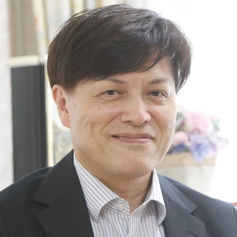 石井啓氏のポートレート