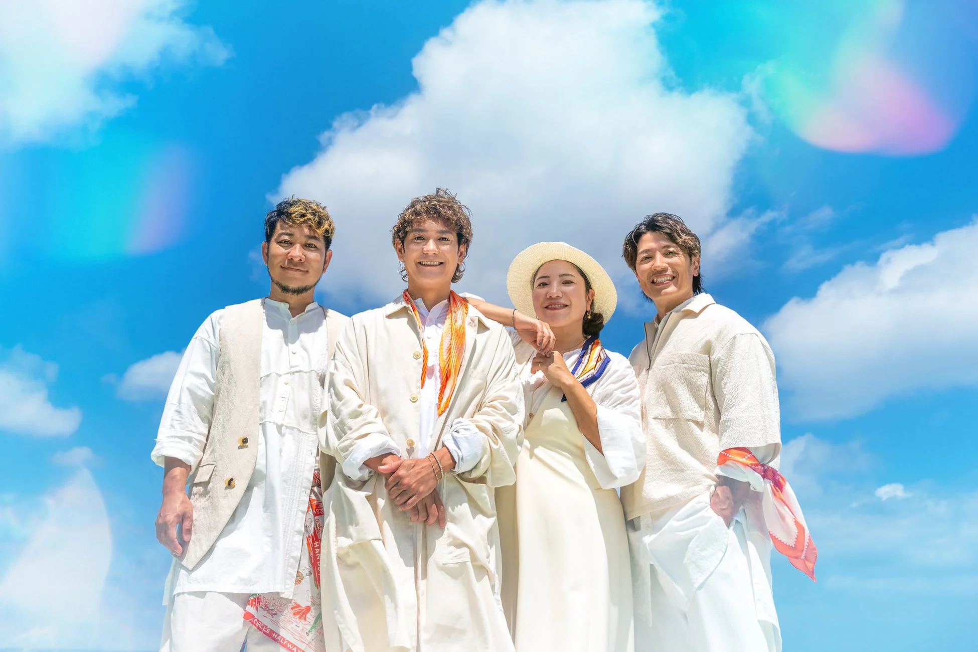 HYのメンバーと思われる集合写真