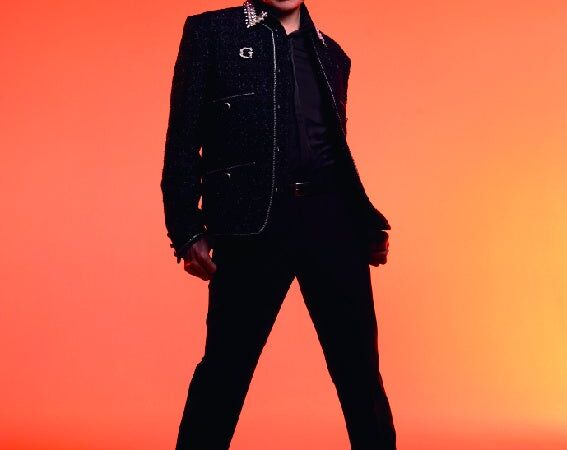 郷ひろみの日本武道館公演がWOWOWで2027年1月に放送・配信!2027年に迎えるデビュー55周年を記念して特集をお届け!