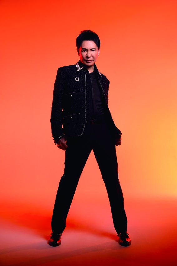 郷ひろみの日本武道館公演がWOWOWで2027年1月に放送・配信！2027年に迎えるデビュー55周年を記念して特集をお届け！