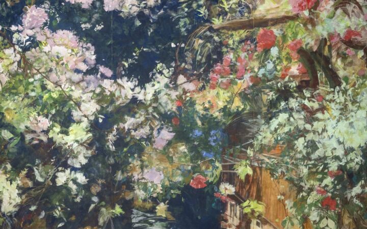 旅先の記憶を花で描く――日本画家・三鑰彩音の個展「Scents Infused」が表参道で11月4日から