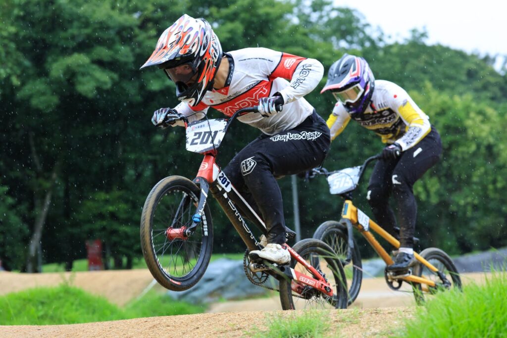中林凌大が今季初優勝! JBMXF大東建託シリーズ第9戦大阪大会