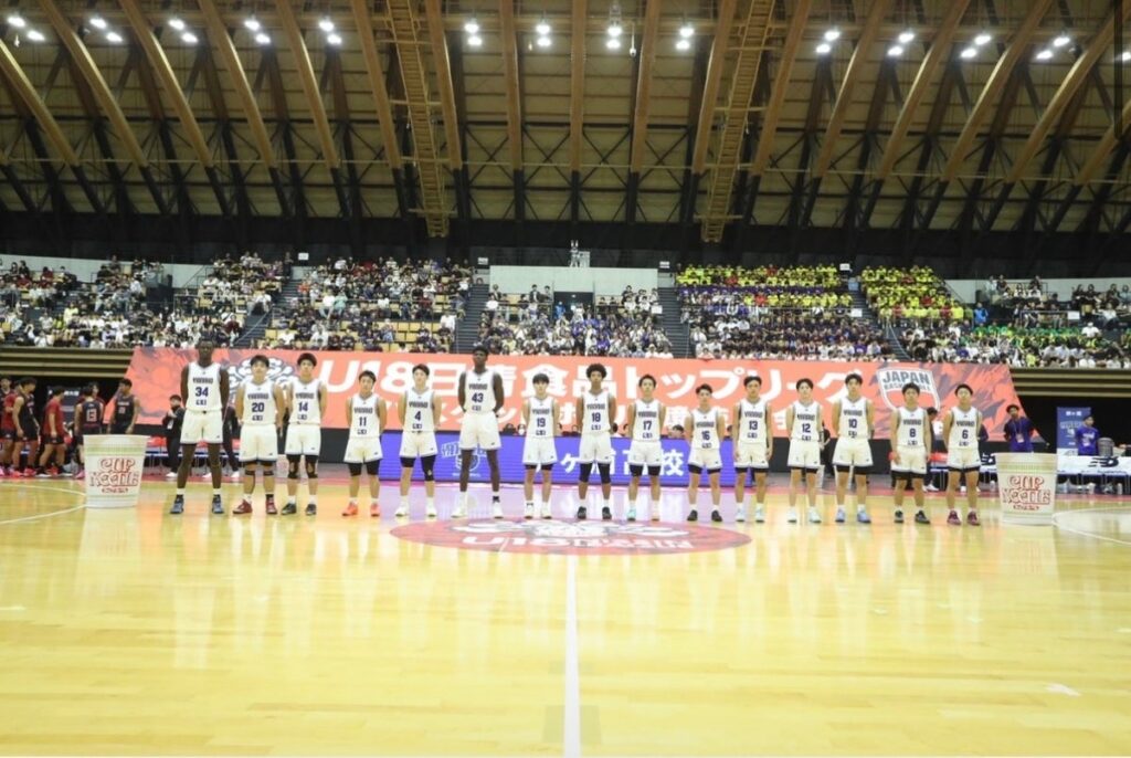 【高校バスケ最高峰リーグ、大分初開催&NHK地上波生中継】 陽吉グループがスポンサーを務める柳ヶ浦高校、 地元・大分の大声援を受けて王者・福大大濠に挑む