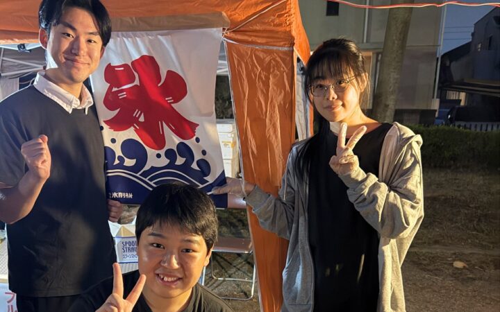 【埼玉県入間市】「とても羨ましいです」。かき氷の屋台に立った高校生が、自治会の秋祭りで感じたこと