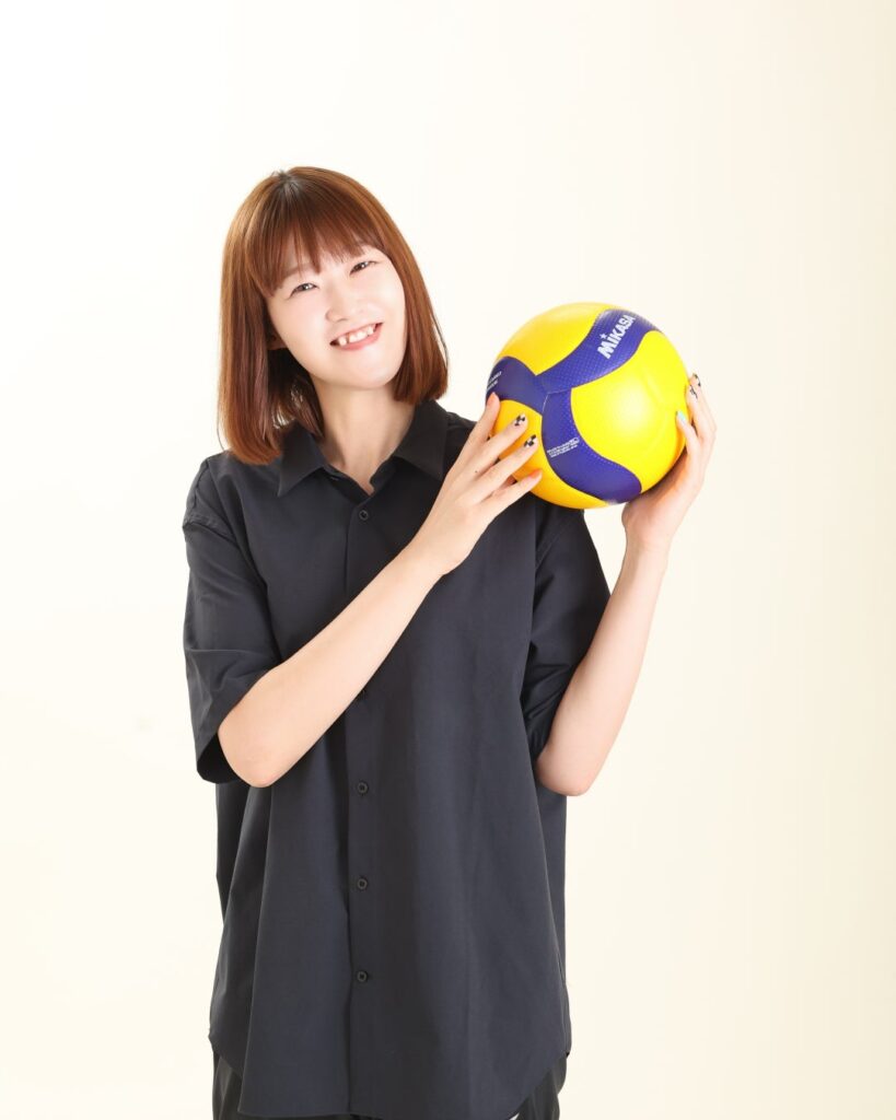 「まいづる親善大使」井上愛里沙氏によるバレーボール教室を開催
